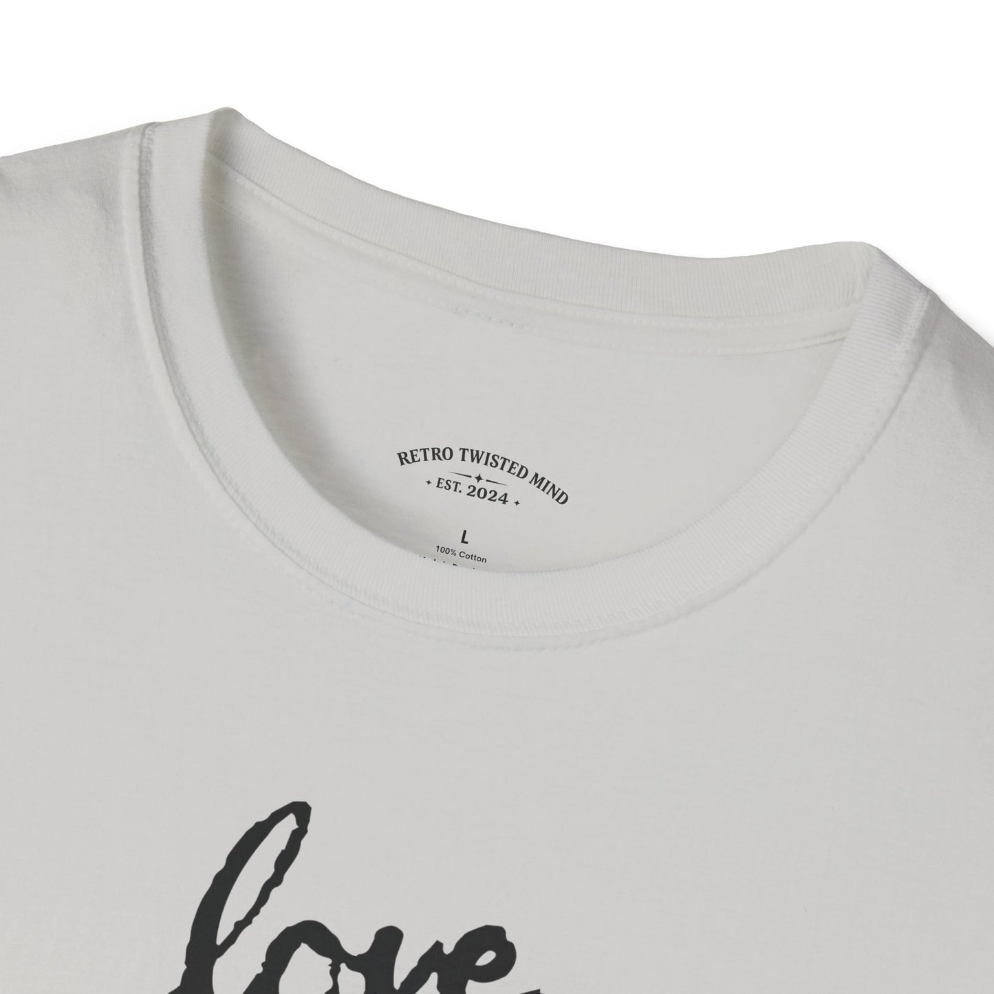 Love Rottweiler T-Shirt — Vintage Black Dog Portrait Tee for Dog Lovers