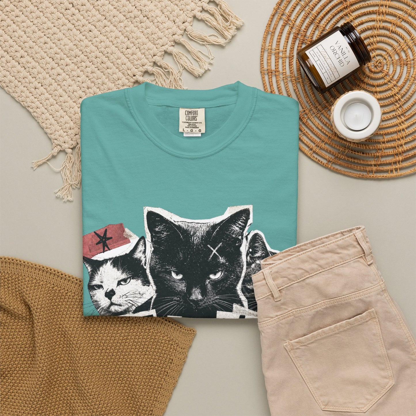 I Don’t Trust People Cat T-Shirt — Grunge Graphic Tee for Cat Lovers