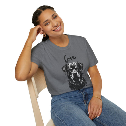 Love Rottweiler T-Shirt — Vintage Black Dog Portrait Tee for Dog Lovers