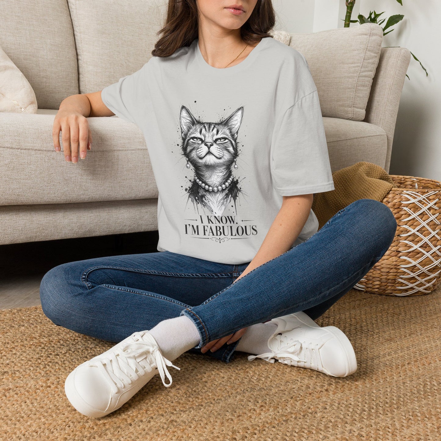 Cat T-Shirt — 'I Know I’m Fabulous' Cute Smiling Cat Graphic Tee