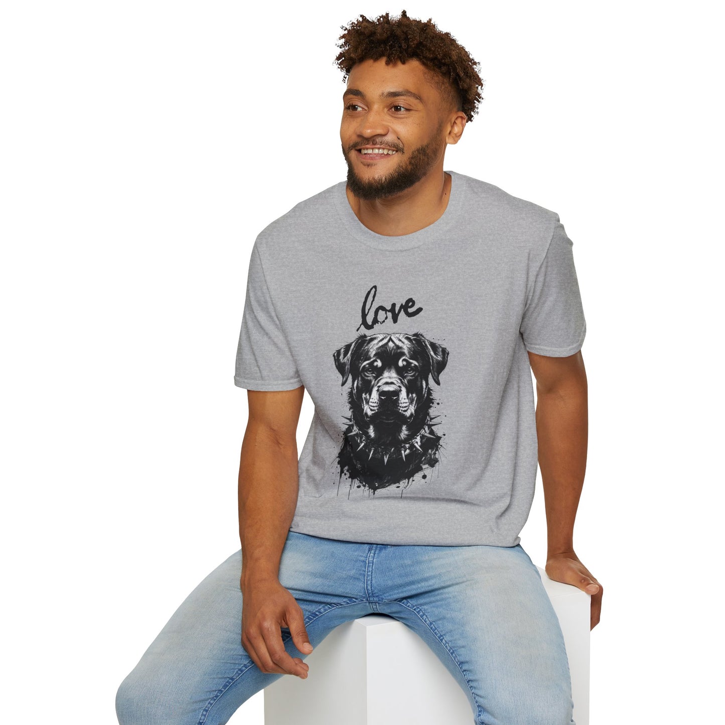 Love Rottweiler T-Shirt — Vintage Black Dog Portrait Tee for Dog Lovers