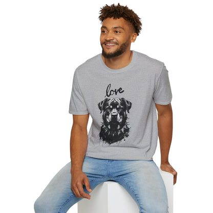 Love Rottweiler T-Shirt — Vintage Black Dog Portrait Tee for Dog Lovers
