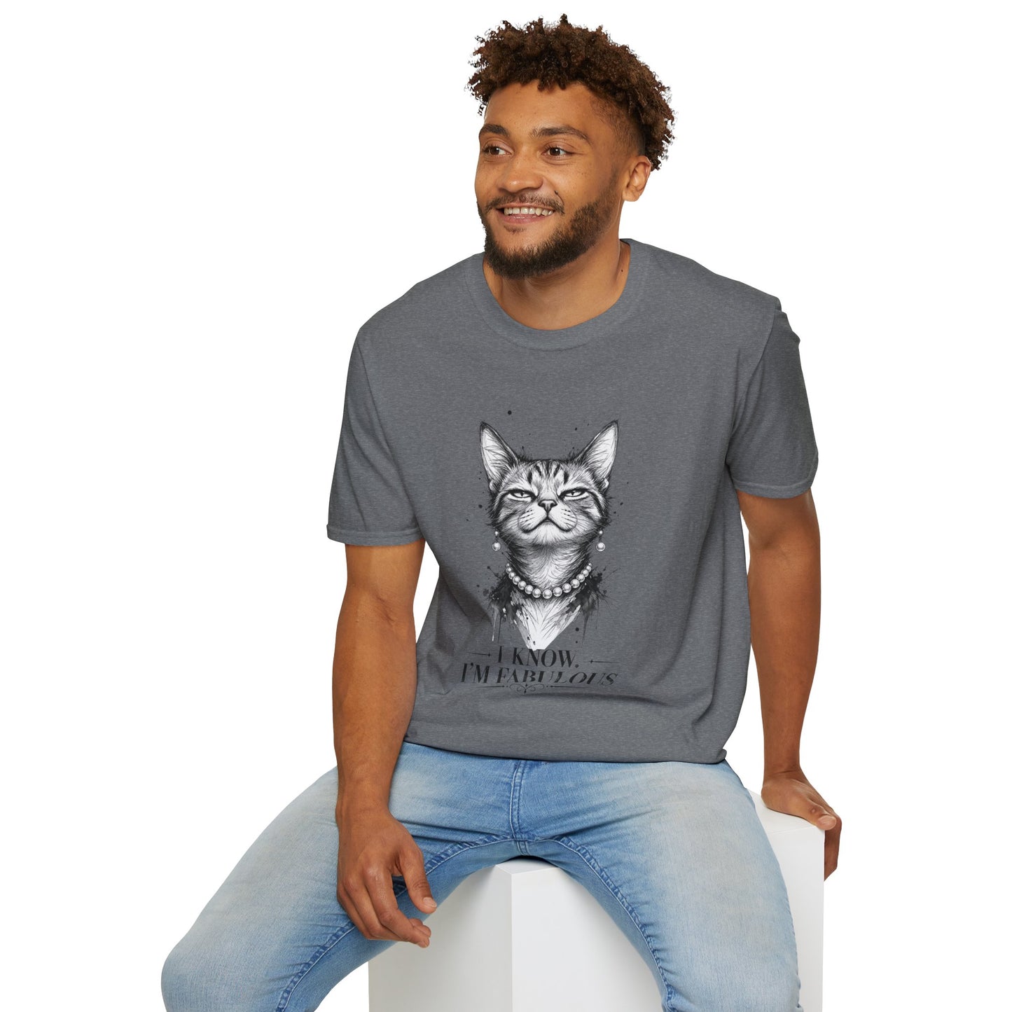 Cat T-Shirt — 'I Know I’m Fabulous' Cute Smiling Cat Graphic Tee