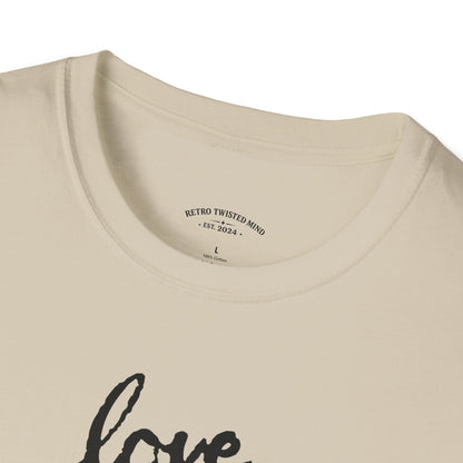 Love Rottweiler T-Shirt — Vintage Black Dog Portrait Tee for Dog Lovers