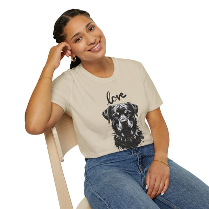 Love Rottweiler T-Shirt — Vintage Black Dog Portrait Tee for Dog Lovers