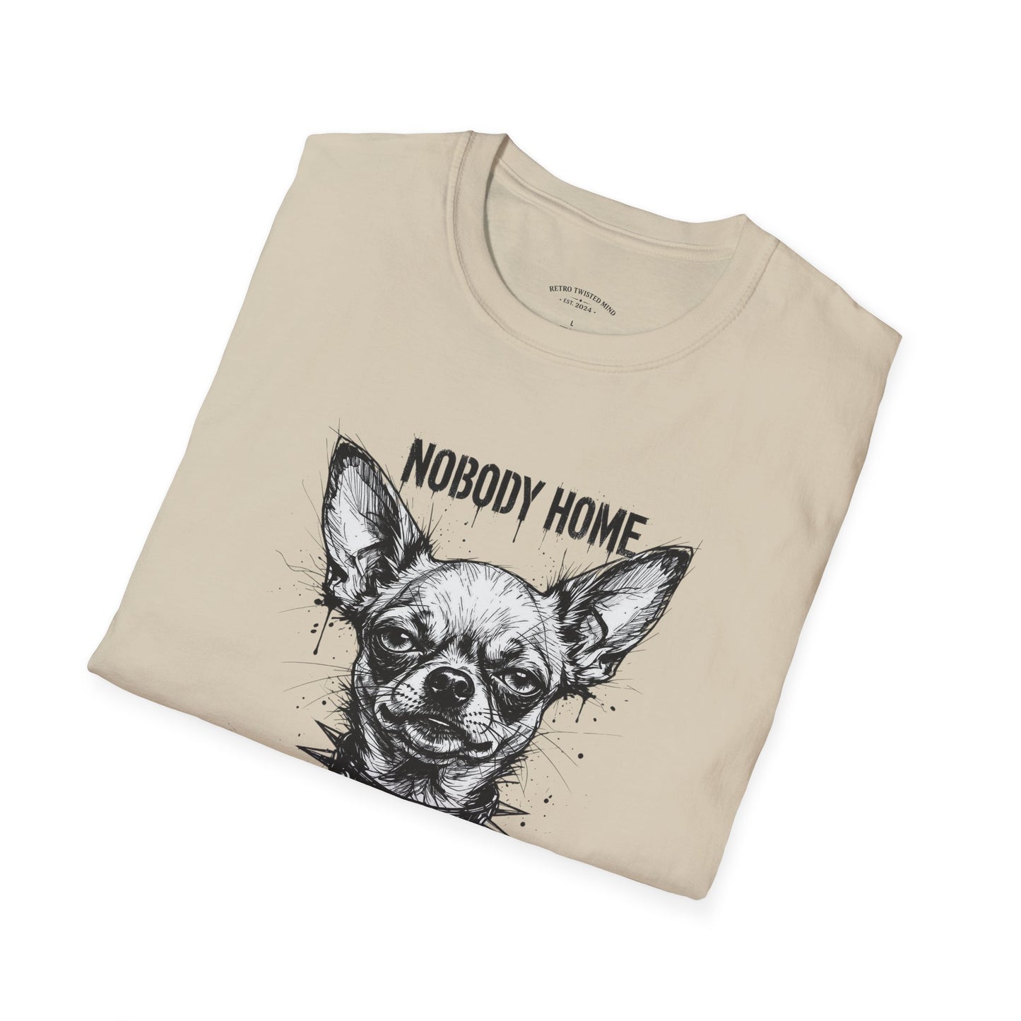 Chihuahua 'Nobody Home' Graphic T-Shirt