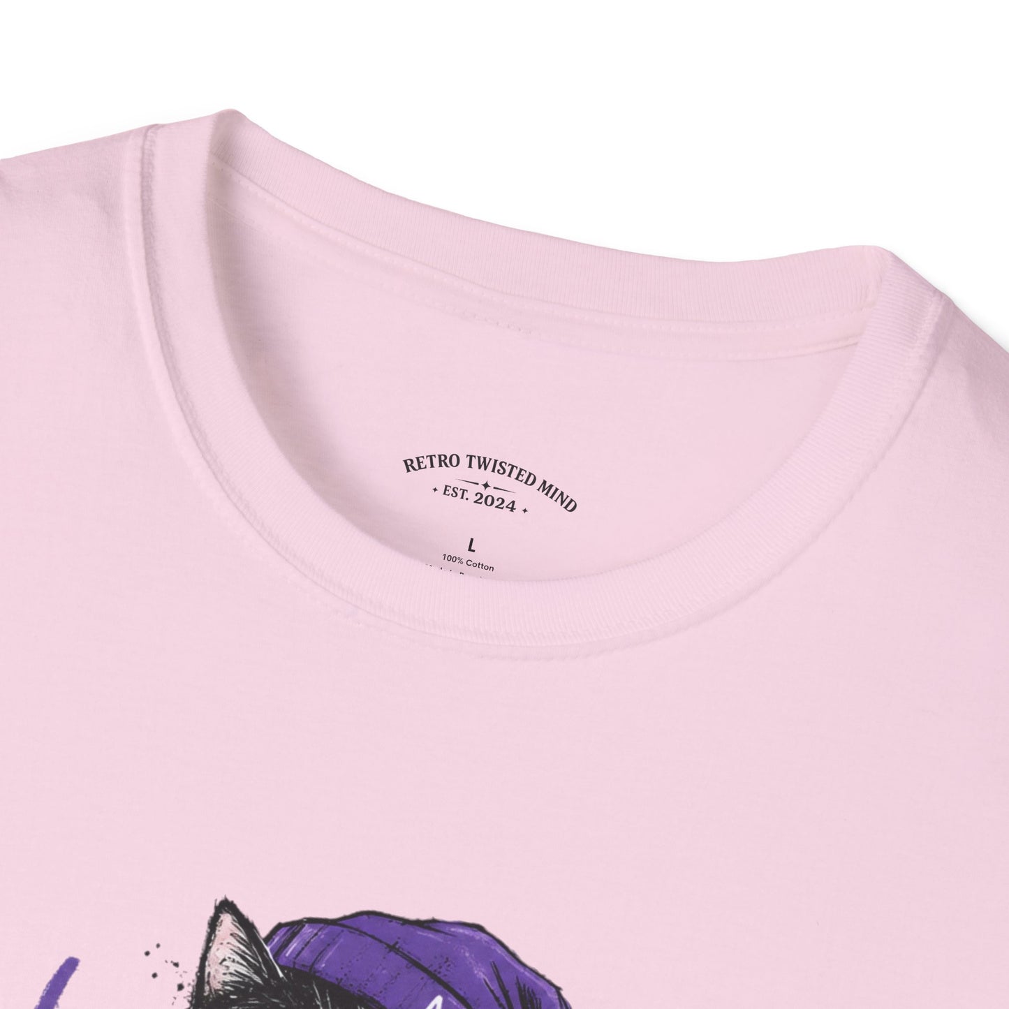 T‑Shirt — “I’m Not Single: I’m in a Toxic Relationship with a Cat” Graphic Tee
