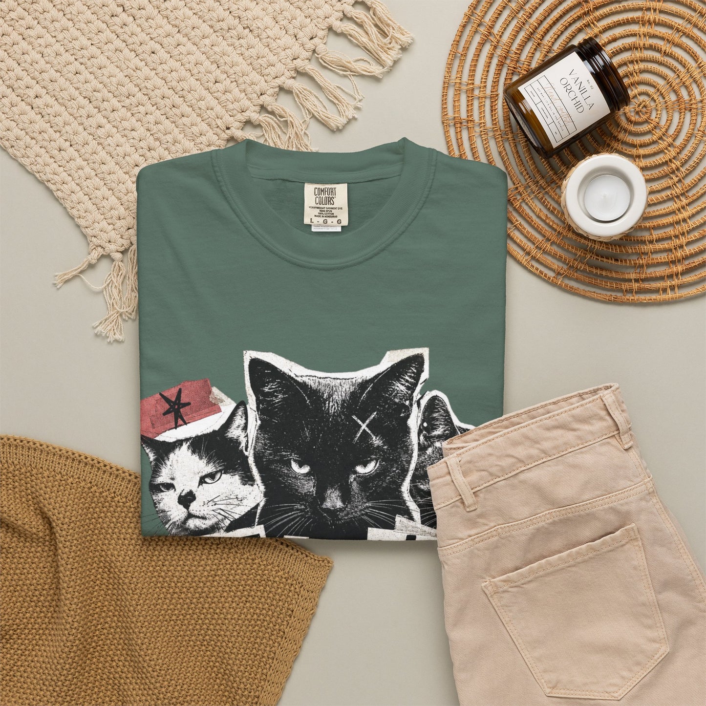 I Don’t Trust People Cat T-Shirt — Grunge Graphic Tee for Cat Lovers