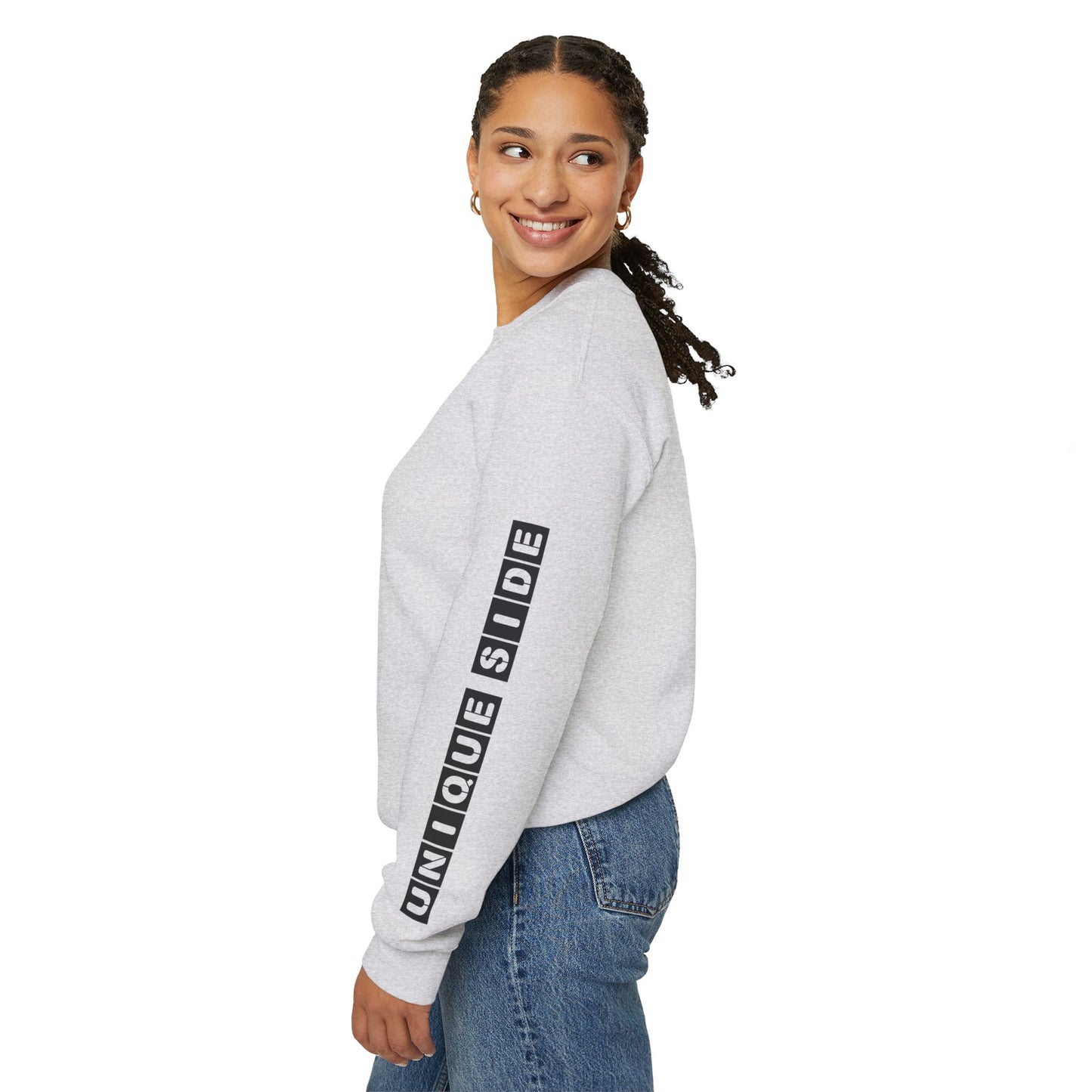 Letter U, Stylish Artistic Sweatshirt, Trendy Crewneck, Graphic Sweater, Cozy Unisex Top, Unique Gift for Art Lovers, Everyday Comfort