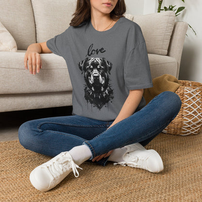 Love Rottweiler T-Shirt — Vintage Black Dog Portrait Tee for Dog Lovers
