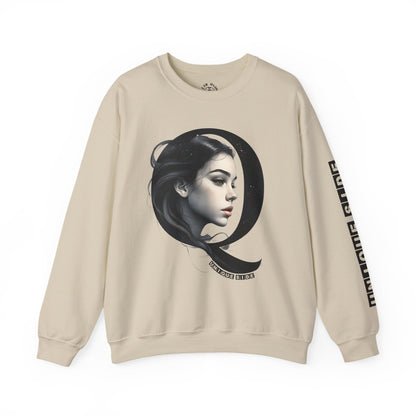 Letter Q, Stylish Artistic Sweatshirt, Trendy Crewneck, Graphic Sweater, Cozy Unisex Top, Unique Gift for Art Lovers, Everyday Comfort