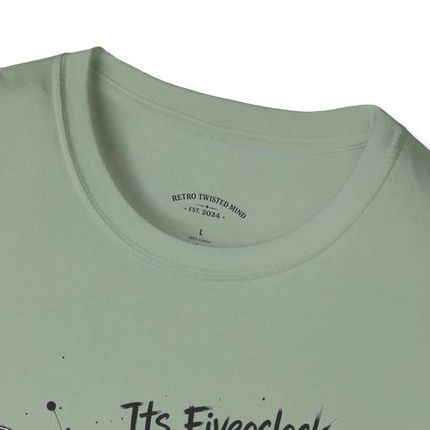 Chihuahua 'It's Five O'Clock Somewhere' T-Shirt
