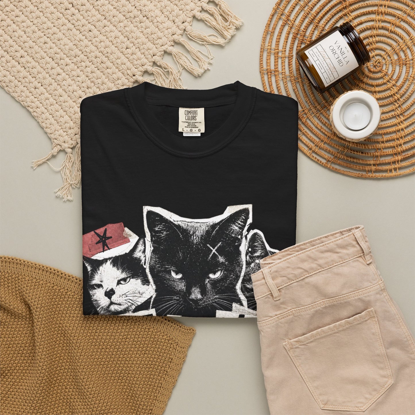 I Don’t Trust People Cat T-Shirt — Grunge Graphic Tee for Cat Lovers