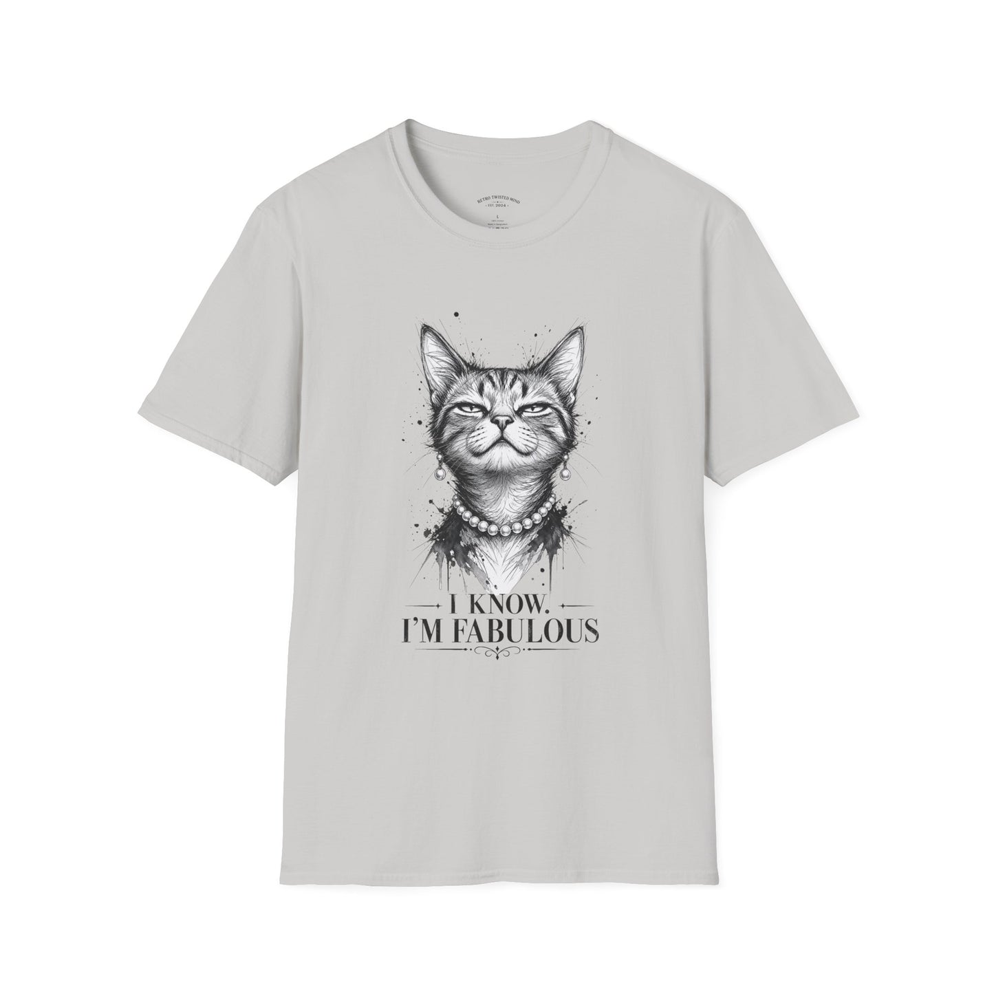 Cat T-Shirt — 'I Know I’m Fabulous' Cute Smiling Cat Graphic Tee