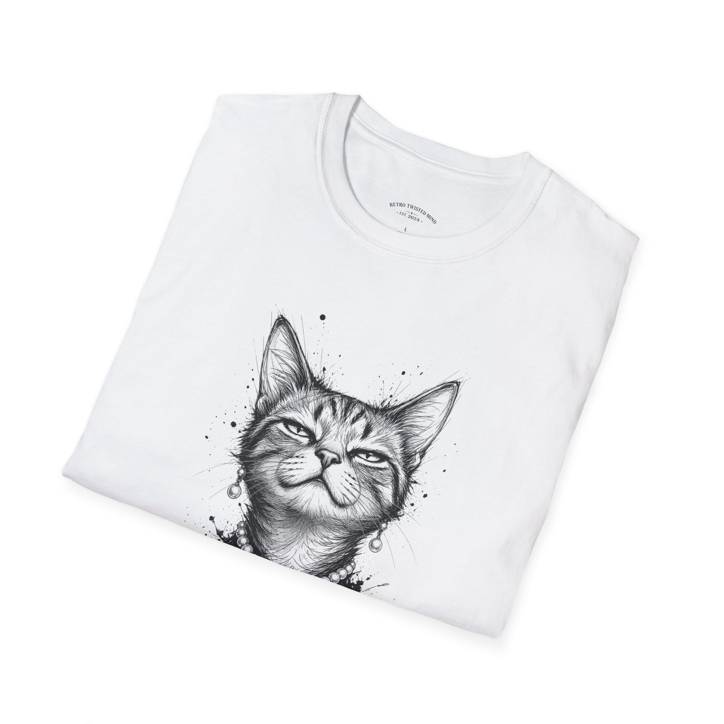 Cat T-Shirt — 'I Know I’m Fabulous' Cute Smiling Cat Graphic Tee