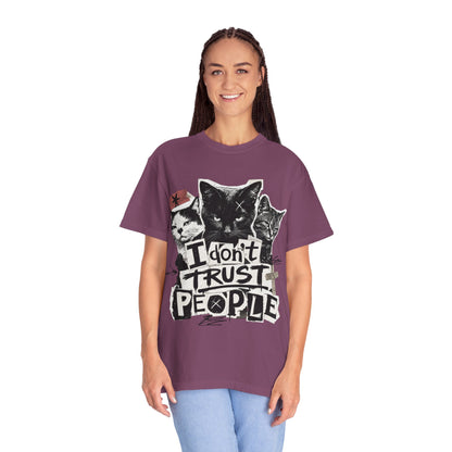 I Don’t Trust People Cat T-Shirt — Grunge Graphic Tee for Cat Lovers