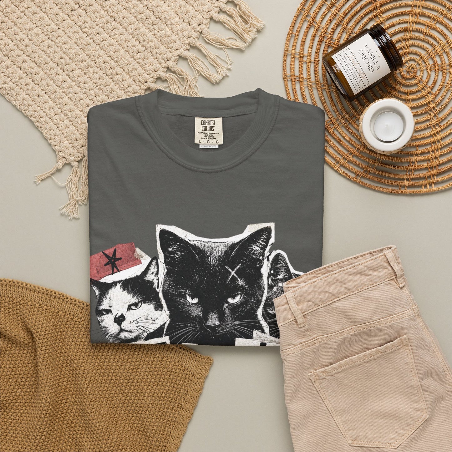 I Don’t Trust People Cat T-Shirt — Grunge Graphic Tee for Cat Lovers
