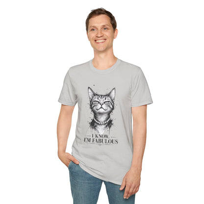 Cat T-Shirt — 'I Know I’m Fabulous' Cute Smiling Cat Graphic Tee