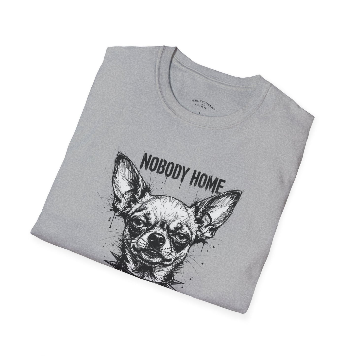 Chihuahua 'Nobody Home' Graphic T-Shirt