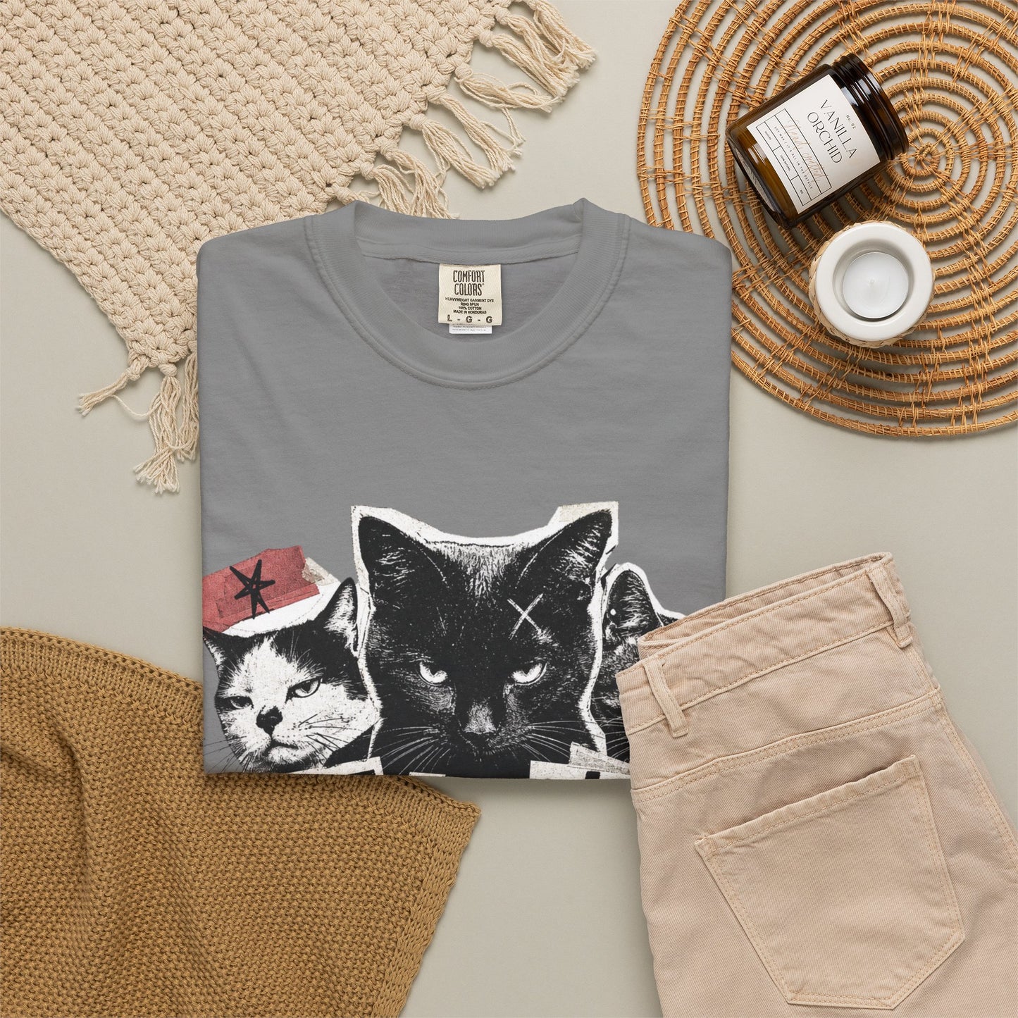I Don’t Trust People Cat T-Shirt — Grunge Graphic Tee for Cat Lovers