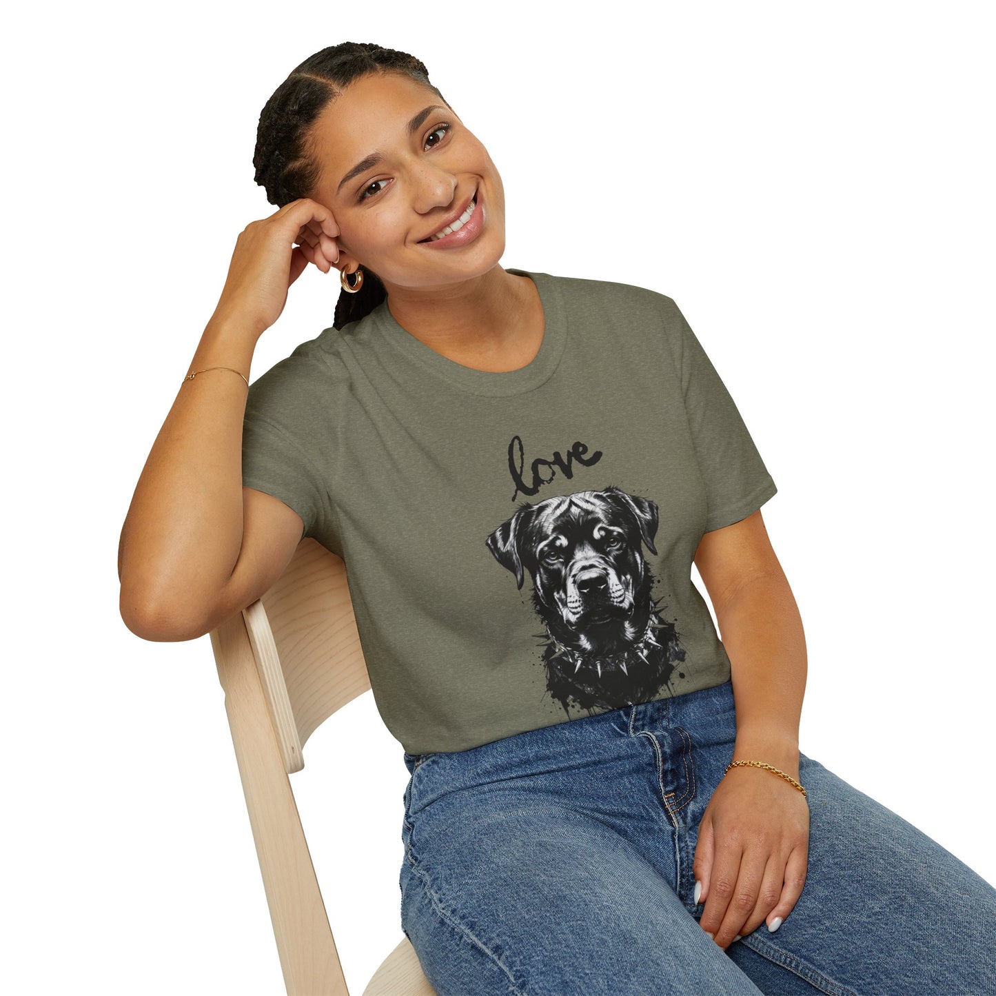 Love Rottweiler T-Shirt — Vintage Black Dog Portrait Tee for Dog Lovers