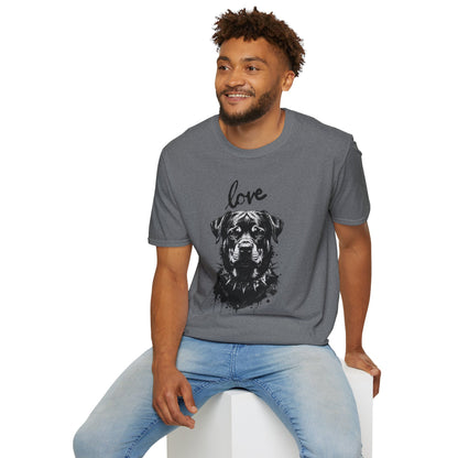 Love Rottweiler T-Shirt — Vintage Black Dog Portrait Tee for Dog Lovers