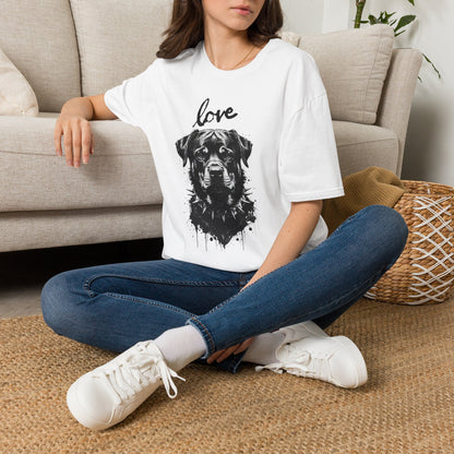Love Rottweiler T-Shirt — Vintage Black Dog Portrait Tee for Dog Lovers