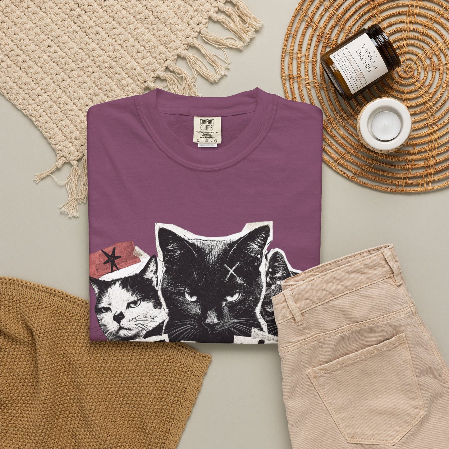 I Don’t Trust People Cat T-Shirt — Grunge Graphic Tee for Cat Lovers
