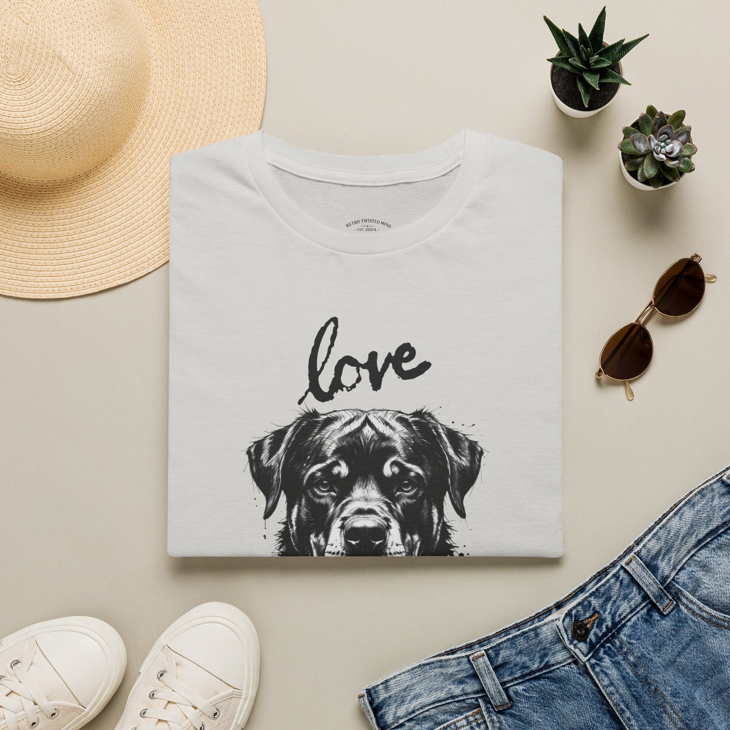 Love Rottweiler T-Shirt — Vintage Black Dog Portrait Tee for Dog Lovers